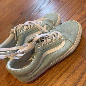 Women's Light Denim Vans Old Skool Skate Shoe, 9.5